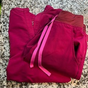 figs jogger and top set